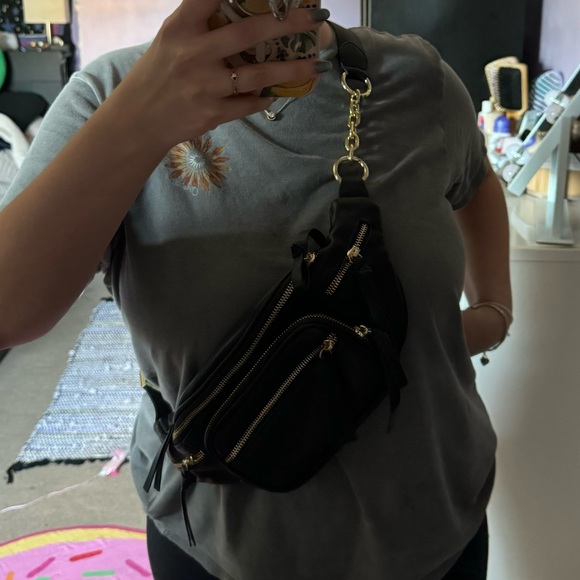 Miss Fong Black Belt Bag/Fanny - Picture 11 of 11